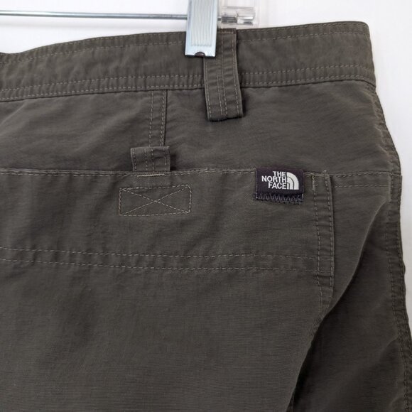 THE NORTH FACE Shorts Men's Green 40 (39) Cargo Zip Pockets Logo Hiking Casual - Picture 7 of 16